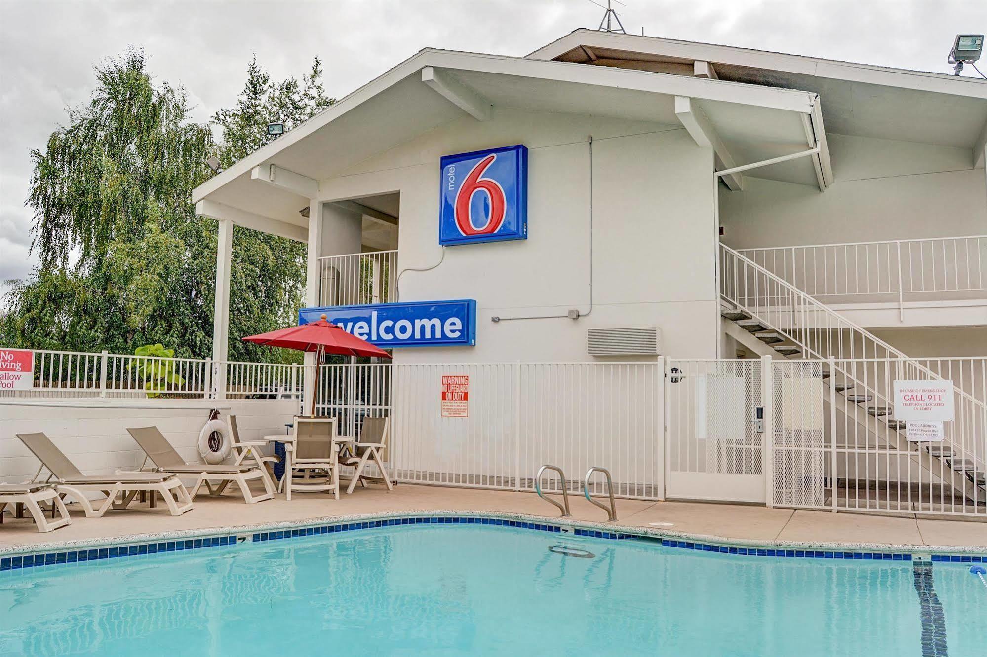 Motel 6-Portland, Or - Central Exterior foto